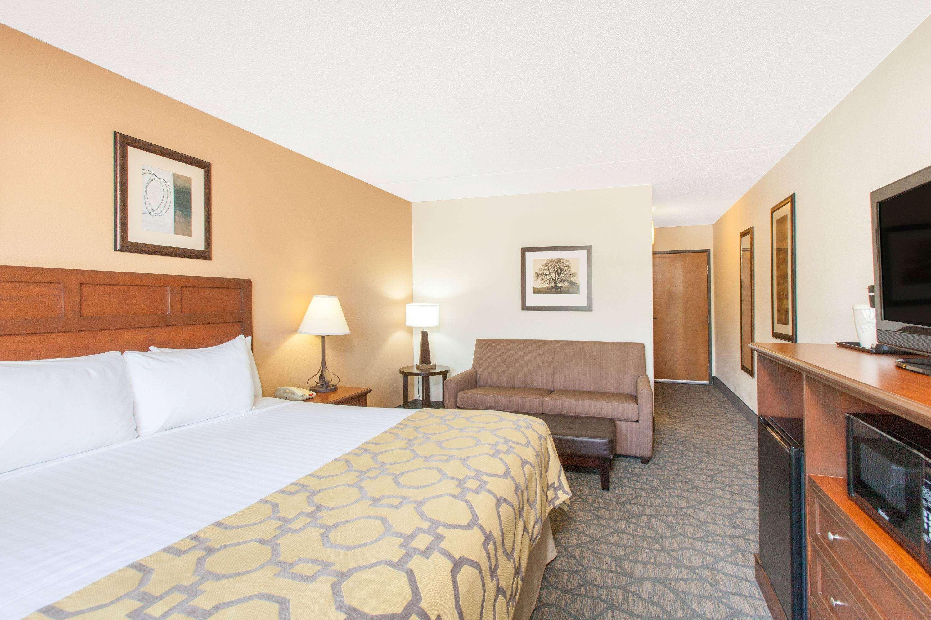 Baymont By Wyndham - On The Strip