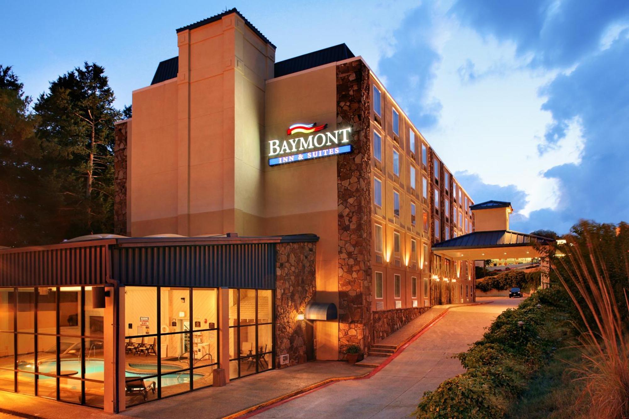 Baymont By Wyndham - On The Strip Hotel Branson
